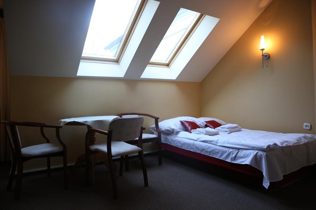 Roskosz Zespol Dworsko Parkowy Bed & Breakfast Biała Podlaska Eksteriør bilde