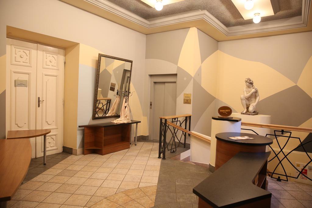 Roskosz Zespol Dworsko Parkowy Bed & Breakfast Biała Podlaska Eksteriør bilde