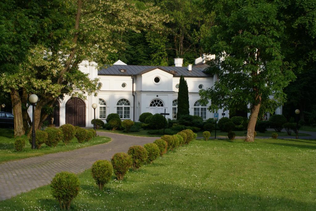Roskosz Zespol Dworsko Parkowy Bed & Breakfast Biała Podlaska Eksteriør bilde